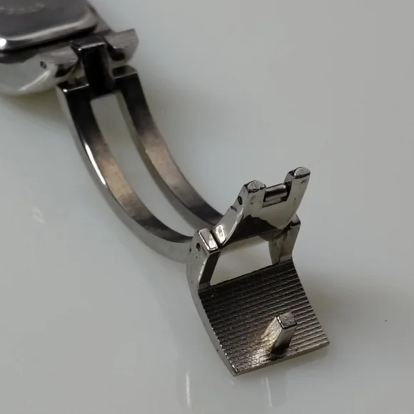 Kimio Black and Silver Quartz Watch - Picture 6 of 9